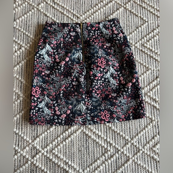 🌱H&M Floral Print Skirt - Picture 3 of 3